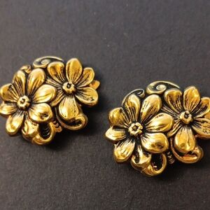 VTG Flower Shoe Clips